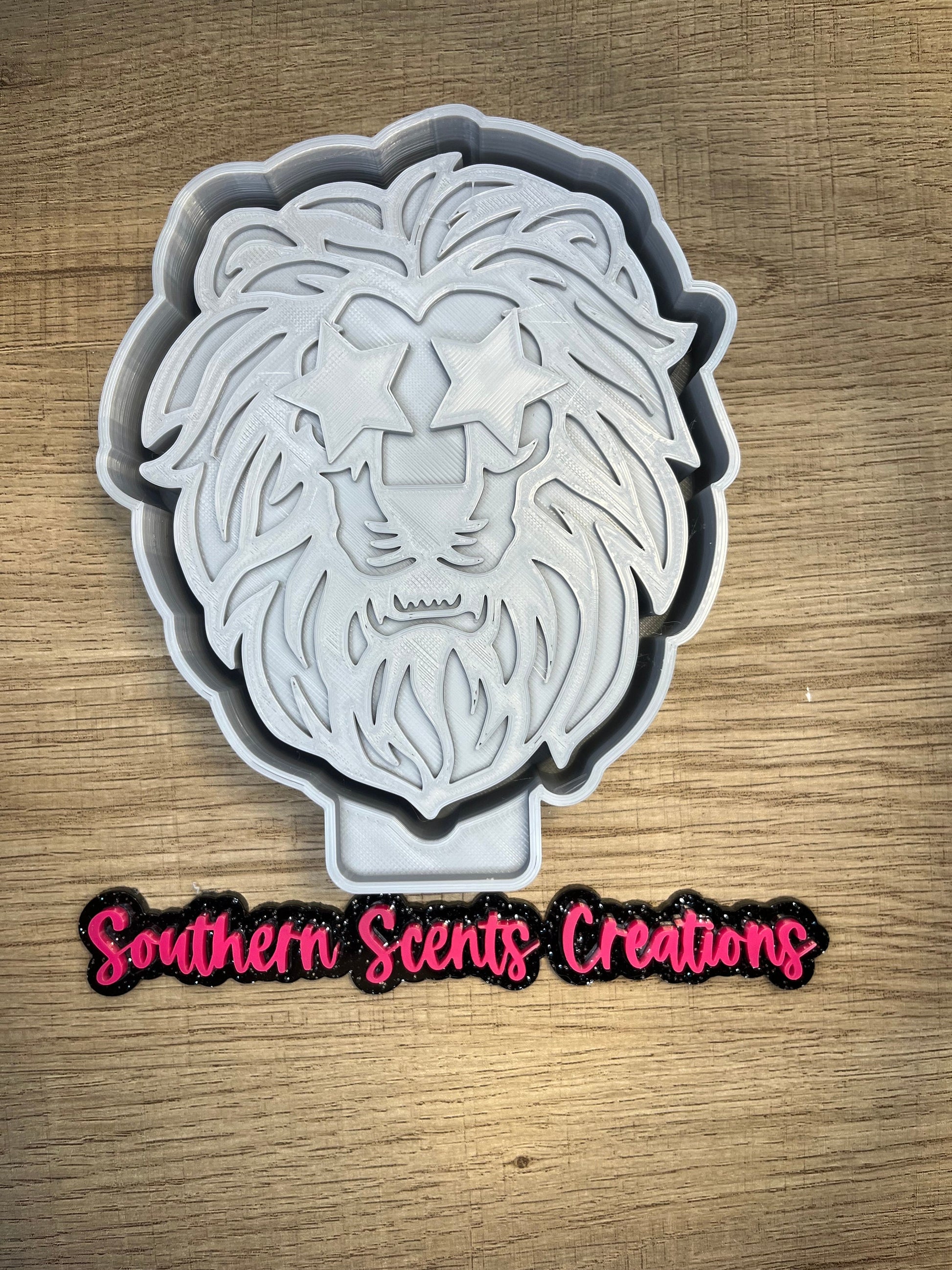 Lion w/ star eyes silicone mold for freshies