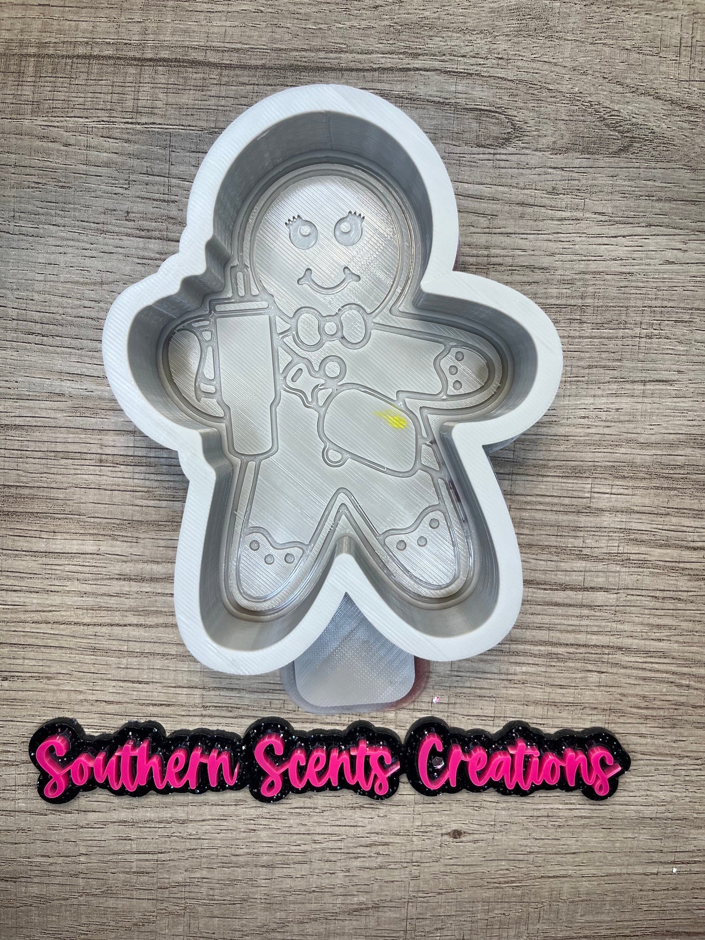 Boujee gingerbread girl silicone mold for freshies