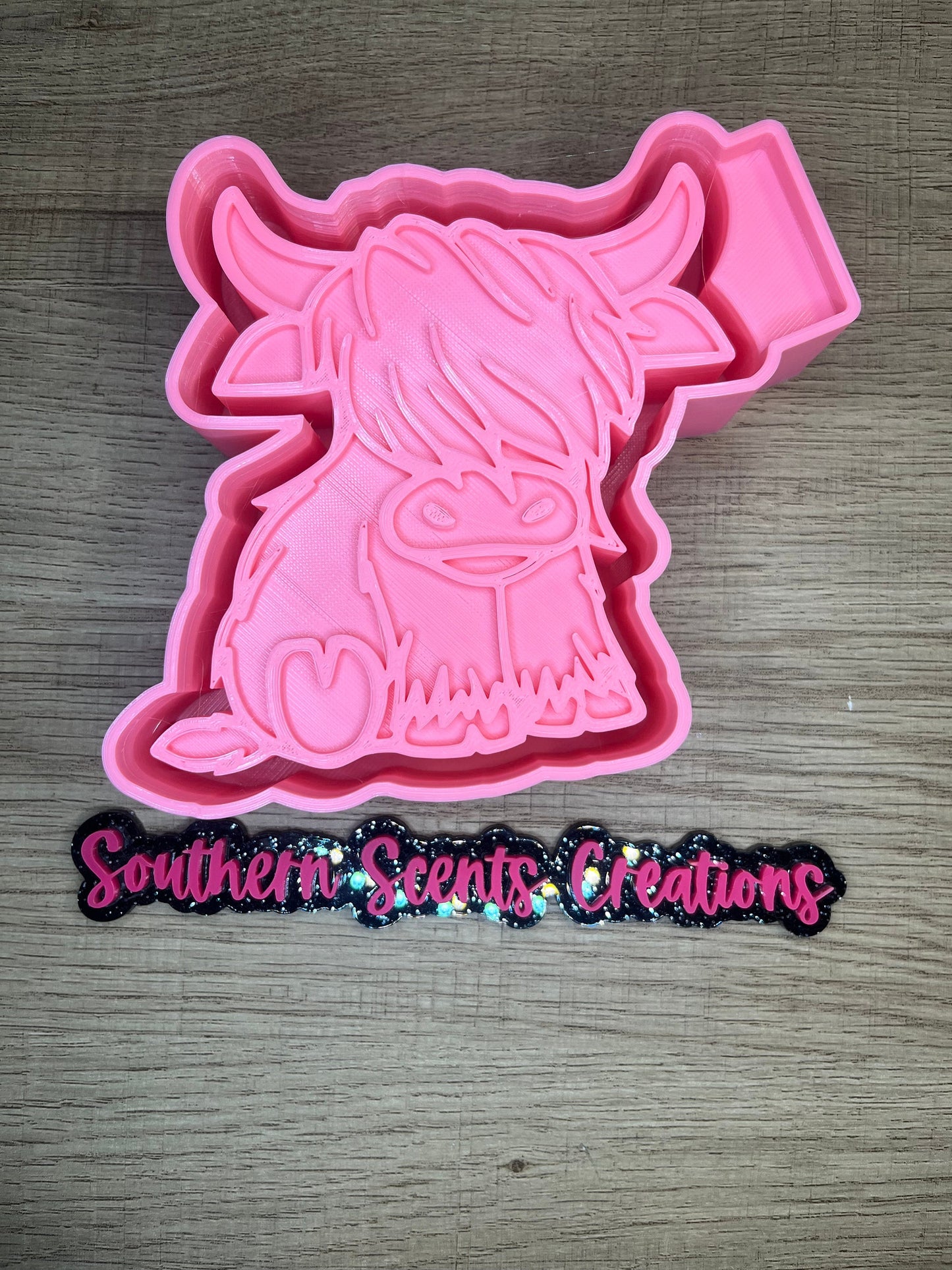 Highland cow silicone mold for freshies