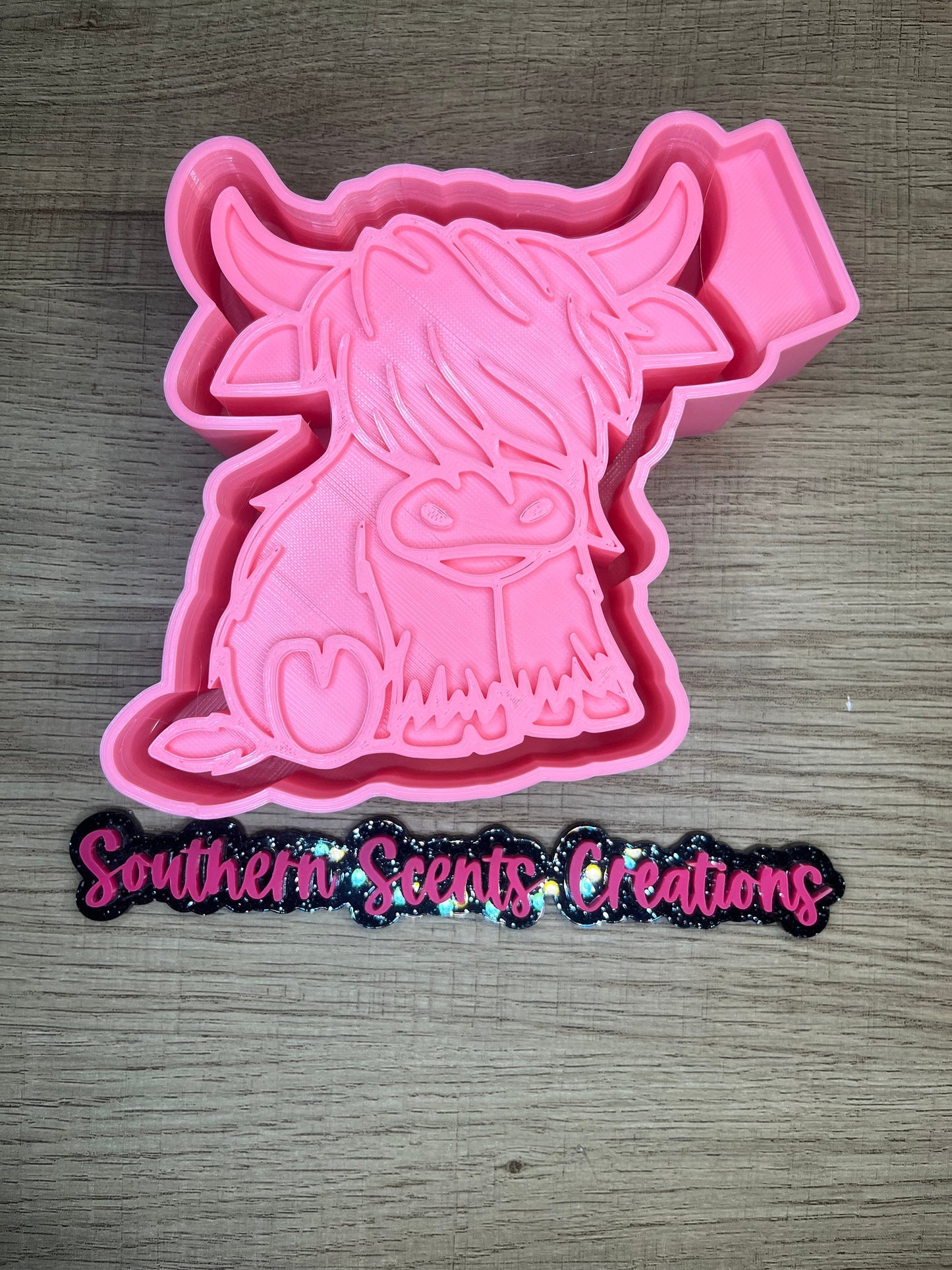 Highland cow silicone mold for freshies